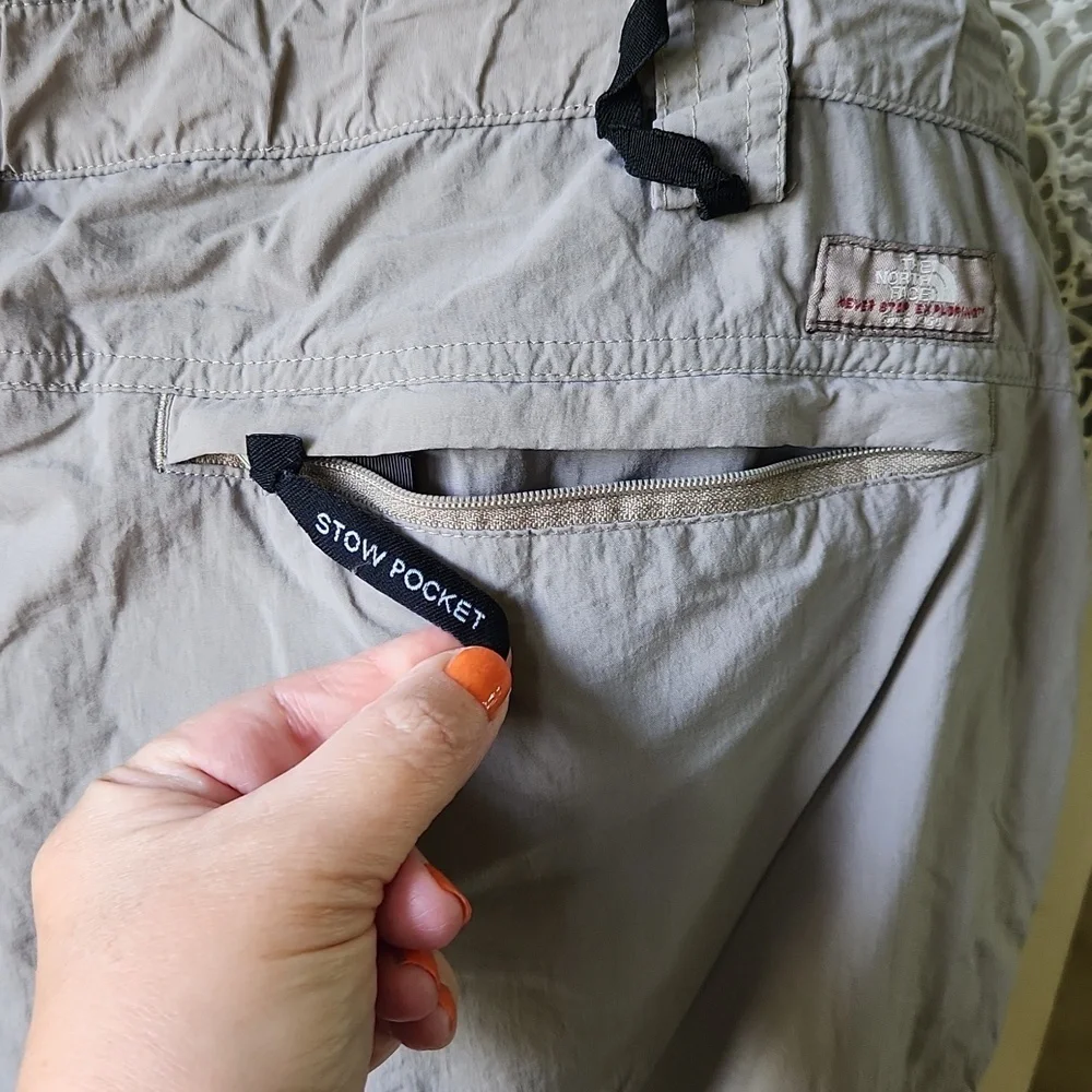 The North Face‎ Zip-Off Conversion Pants/Shorts-XXL